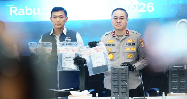 33adb6ef-a096-4192-8703-a5ede42875f6