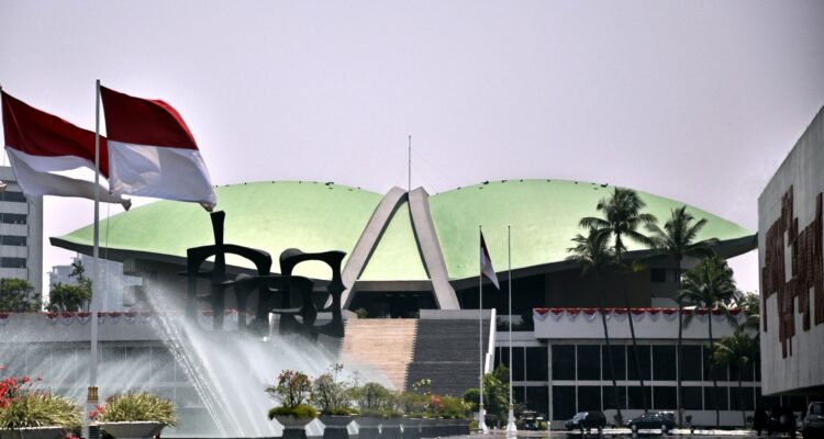 Gedung-DPR.
