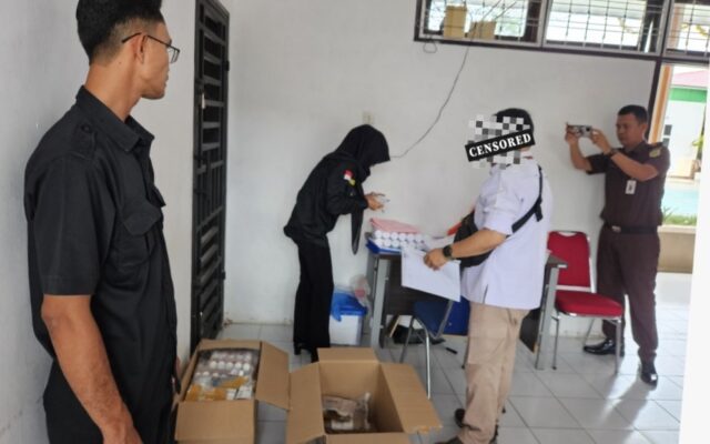 BBPOM Aceh Serahkan Tersangka Peredaran Kosmetik Berbahaya dan Obat Ilegal ke Kejaksaan